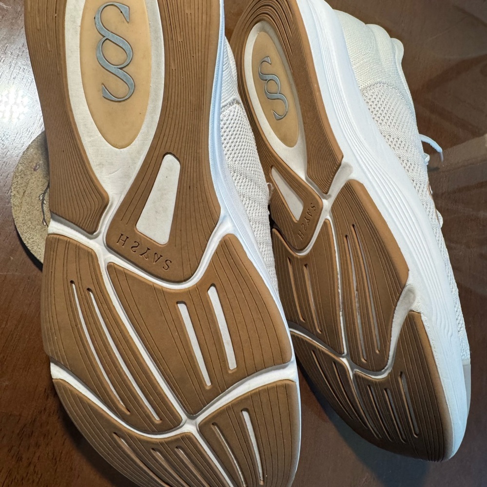 Saysh Stylish Cream Women's Sneakers - Picture 5 of 10